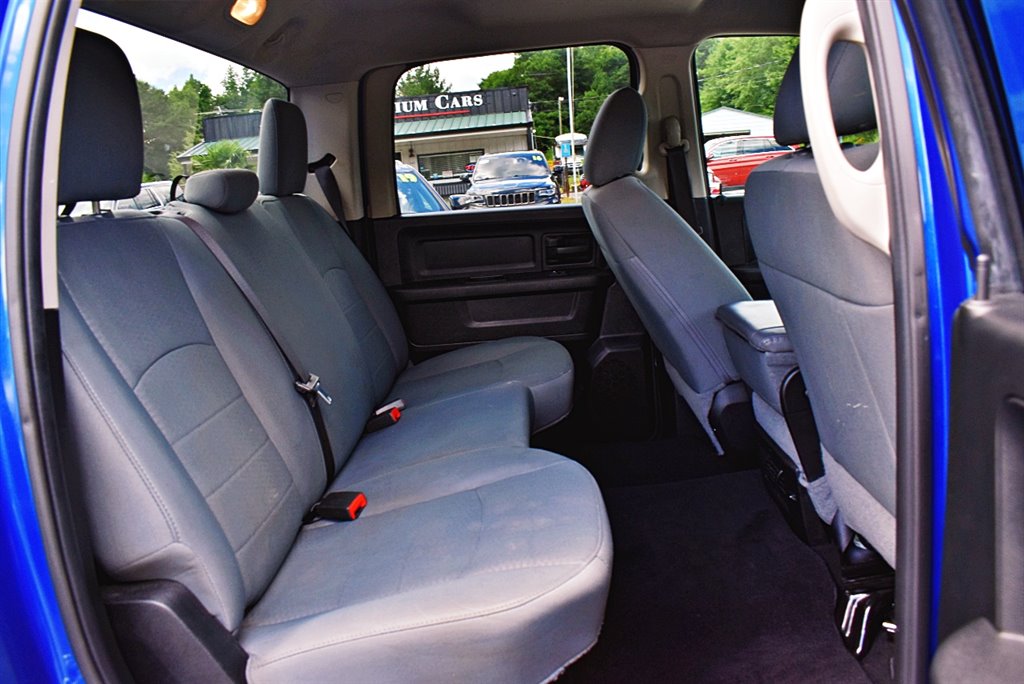 2018 RAM 1500 Express photo