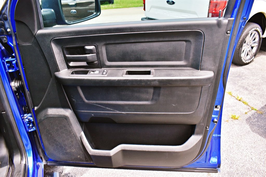 2018 RAM 1500 Express photo