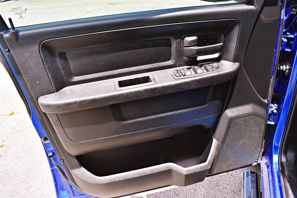 2018 RAM 1500 Express photo
