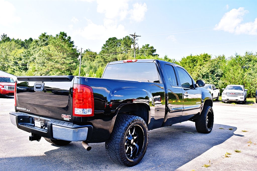 2011 GMC Sierra 1500 SLE photo