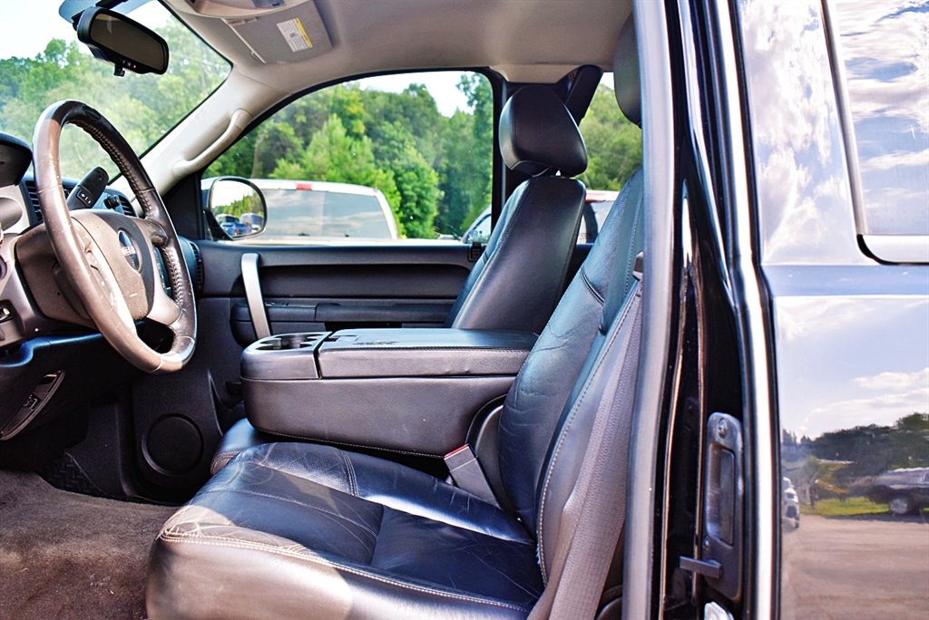 2011 GMC Sierra 1500 SLE photo