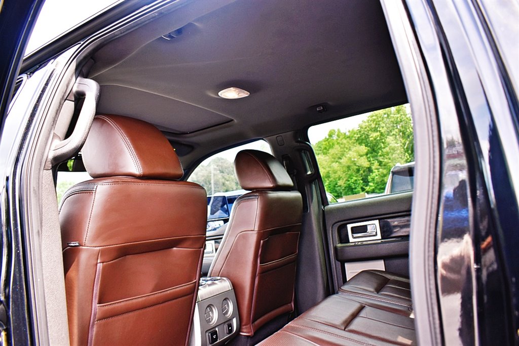 2011 Ford F-150 Lariat photo