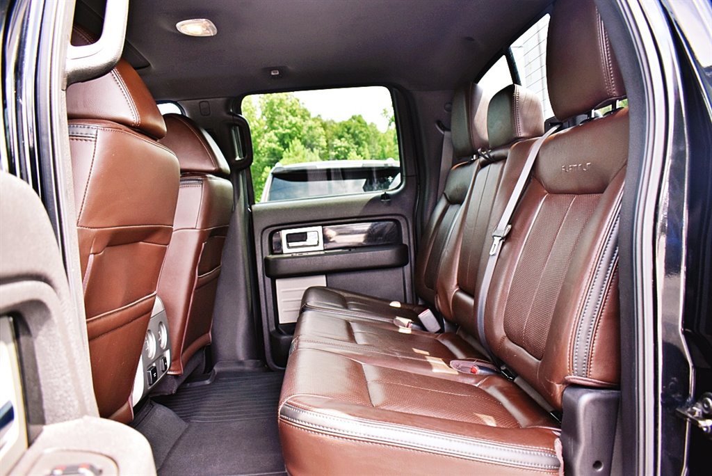 2011 Ford F-150 Lariat photo