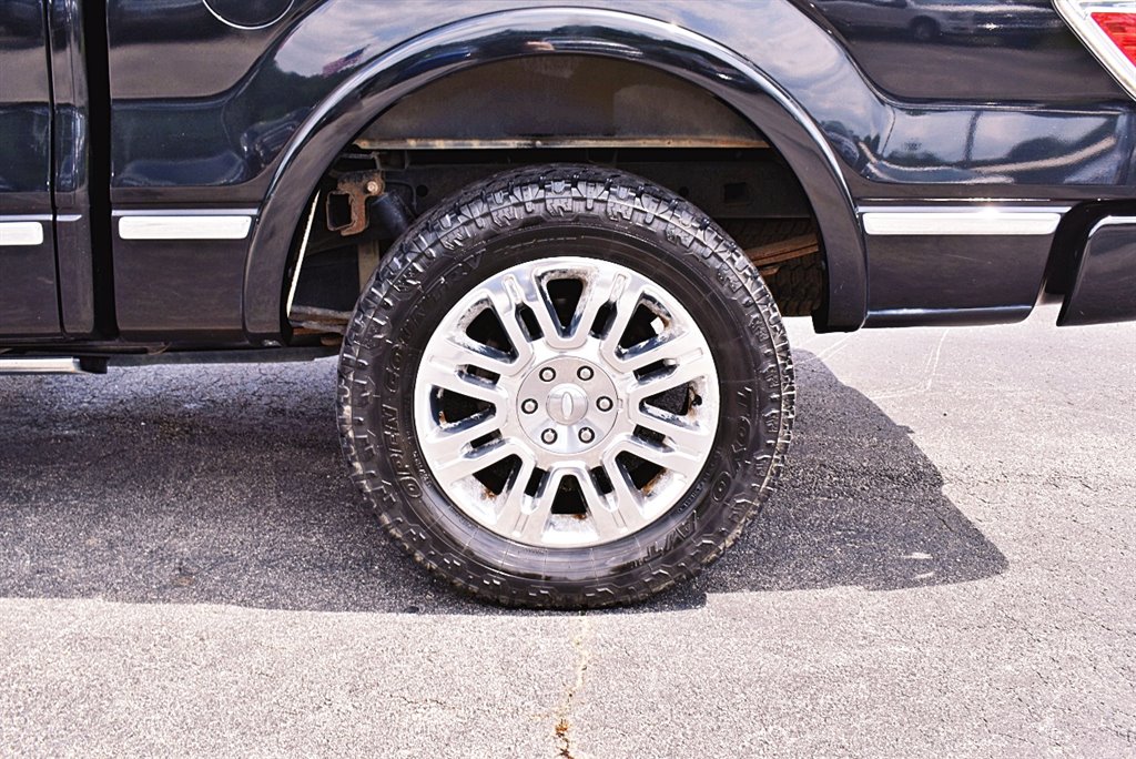 2011 Ford F-150 Lariat photo