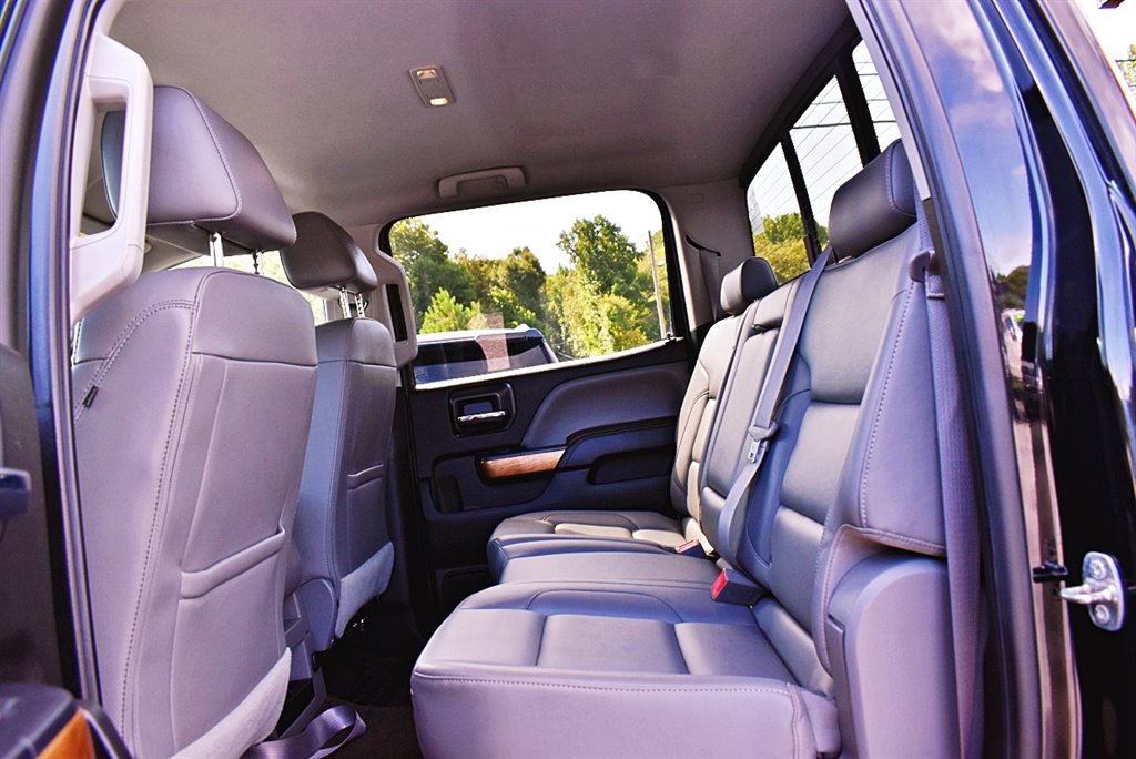 2016 Chevrolet Silverado 2500 LTZ photo
