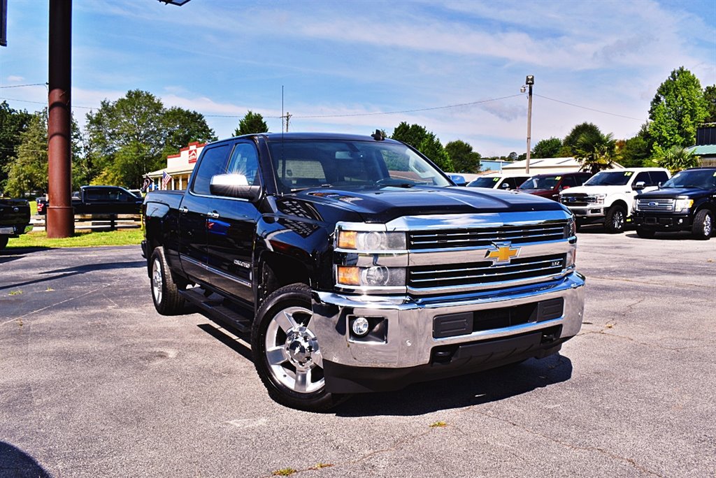 2016 Chevrolet Silverado 2500 LTZ photo