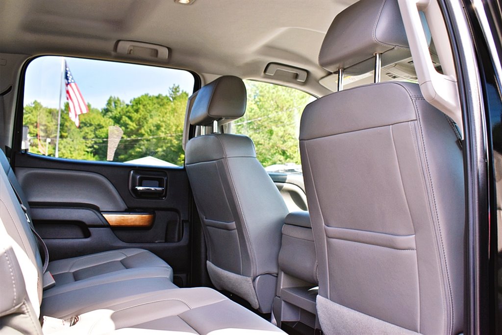 2016 Chevrolet Silverado 2500 LTZ photo