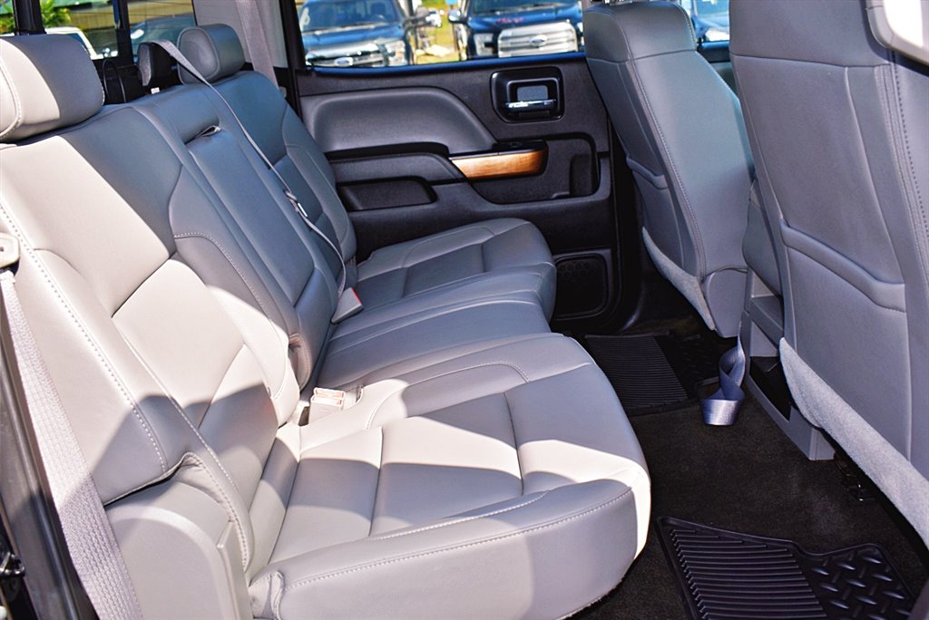 2016 Chevrolet Silverado 2500 LTZ photo