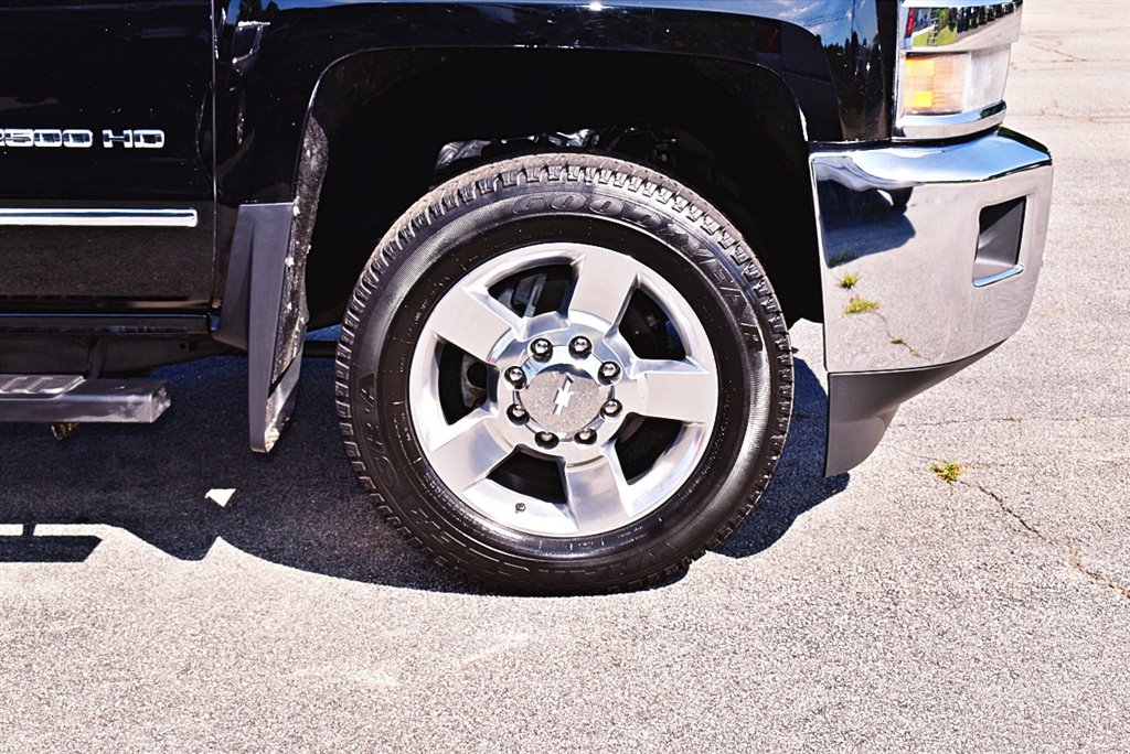 2016 Chevrolet Silverado 2500 LTZ photo
