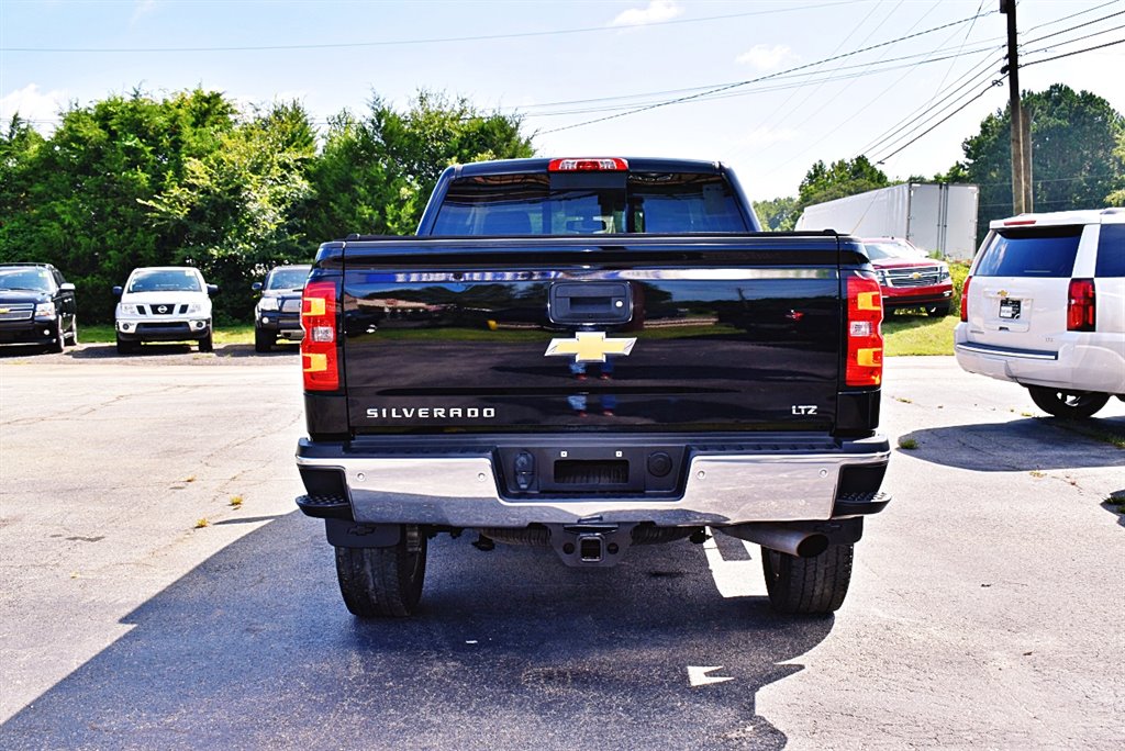2016 Chevrolet Silverado 2500 LTZ photo