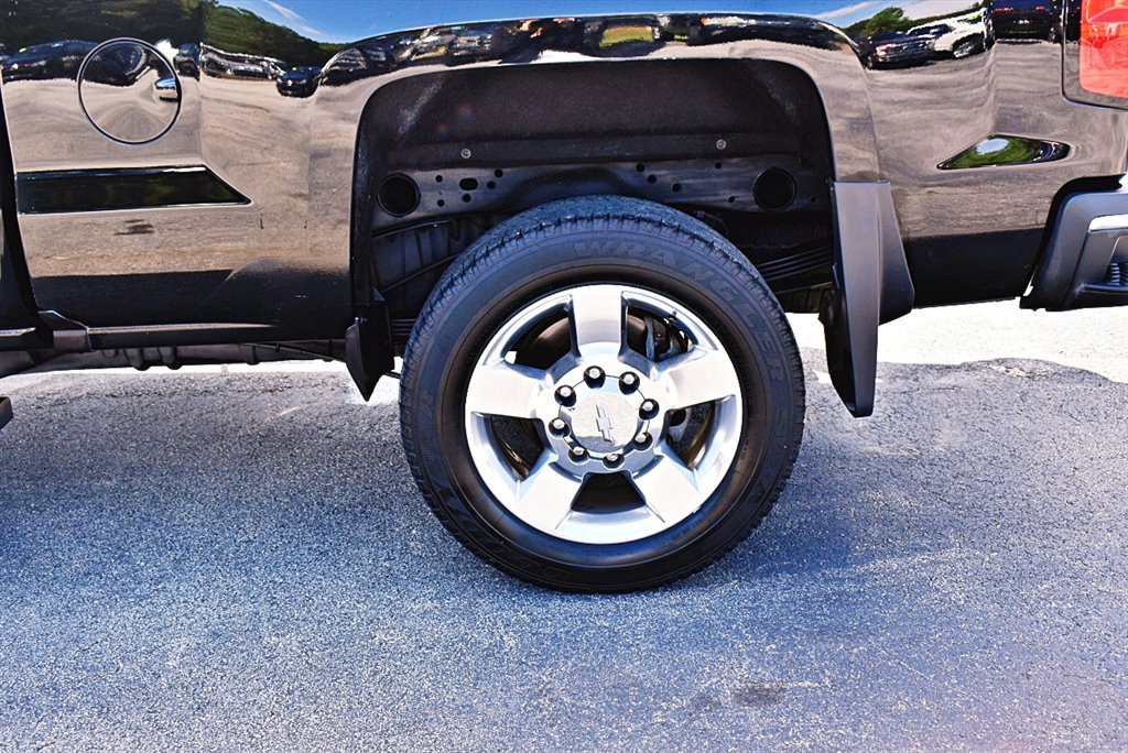2016 Chevrolet Silverado 2500 LTZ photo