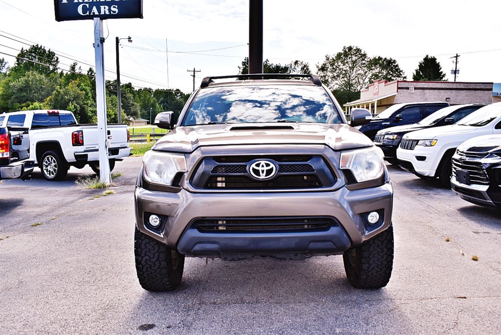 2014 Toyota Tacoma V6 photo