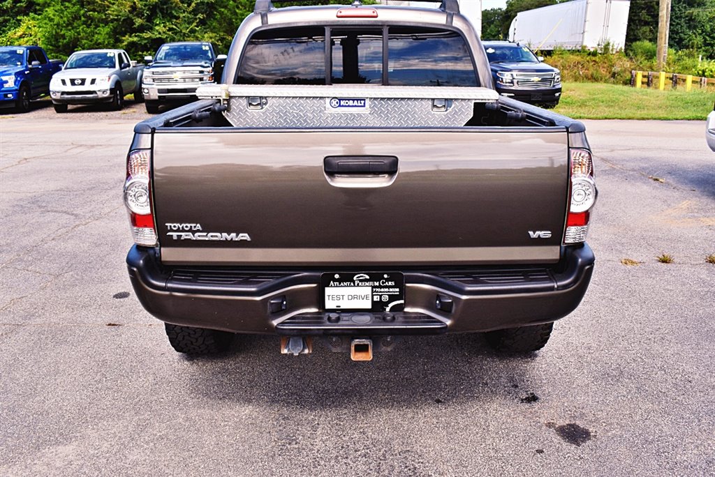 2014 Toyota Tacoma V6 photo