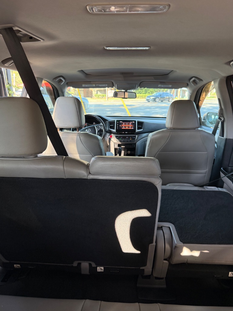 2016 Honda Pilot - $10,999