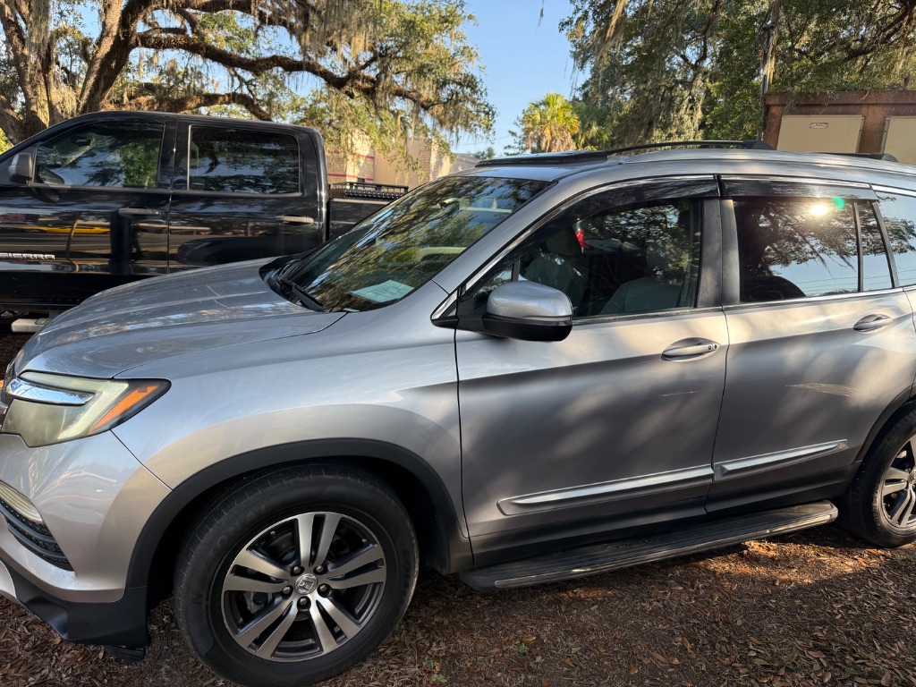 2016 Honda Pilot - $10,999