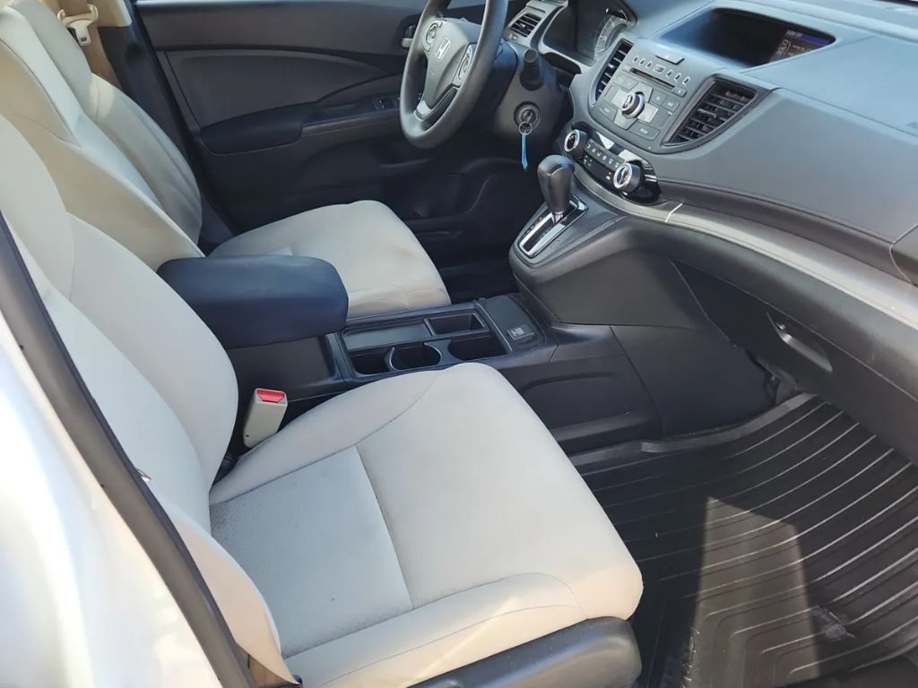 2015 Honda CR-V - $12,899