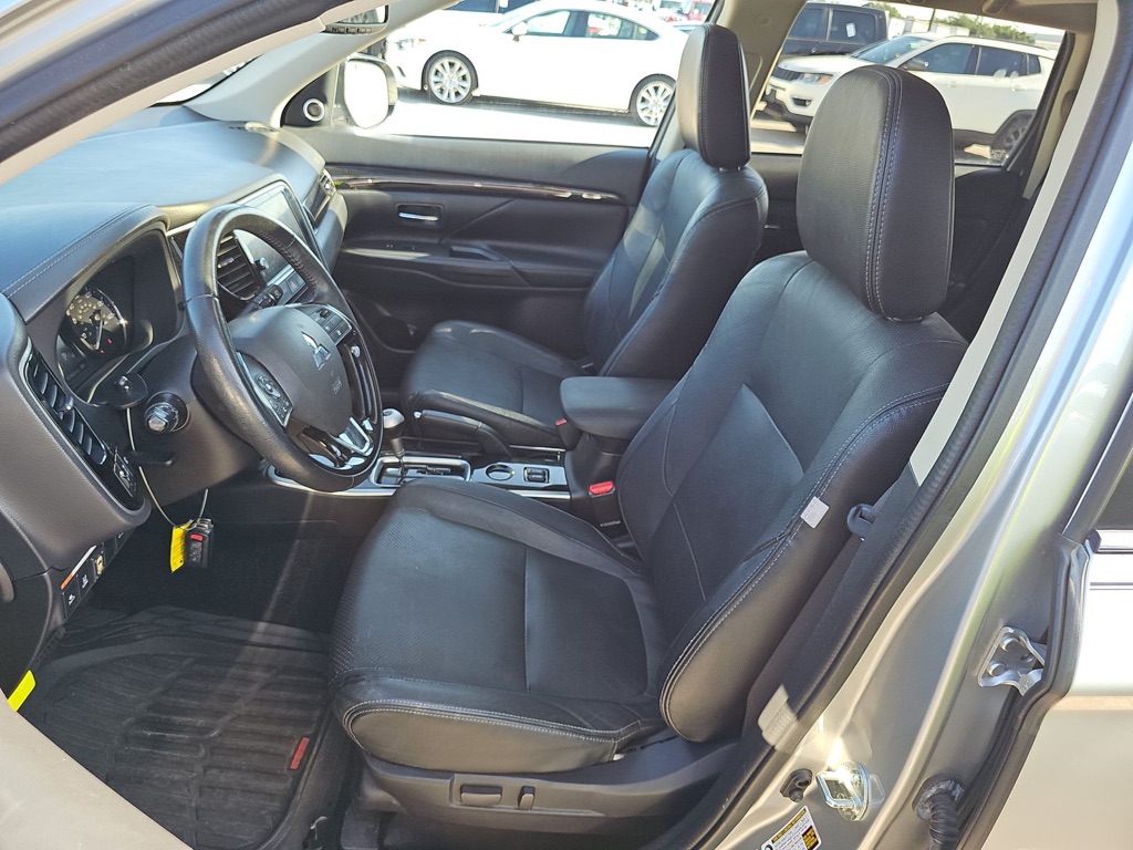 2018 Mitsubishi Outlander - $12,499