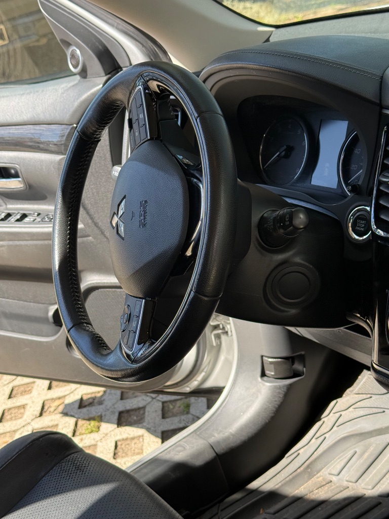 2018 Mitsubishi Outlander - $11,999