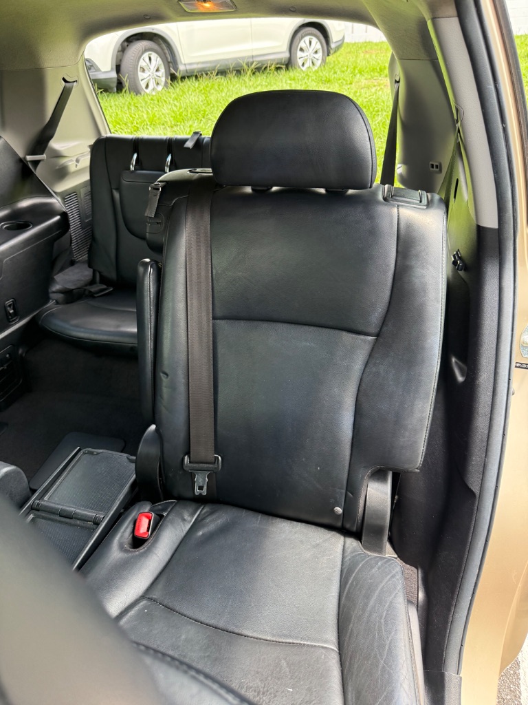 2012 Toyota Highlander - $11,999