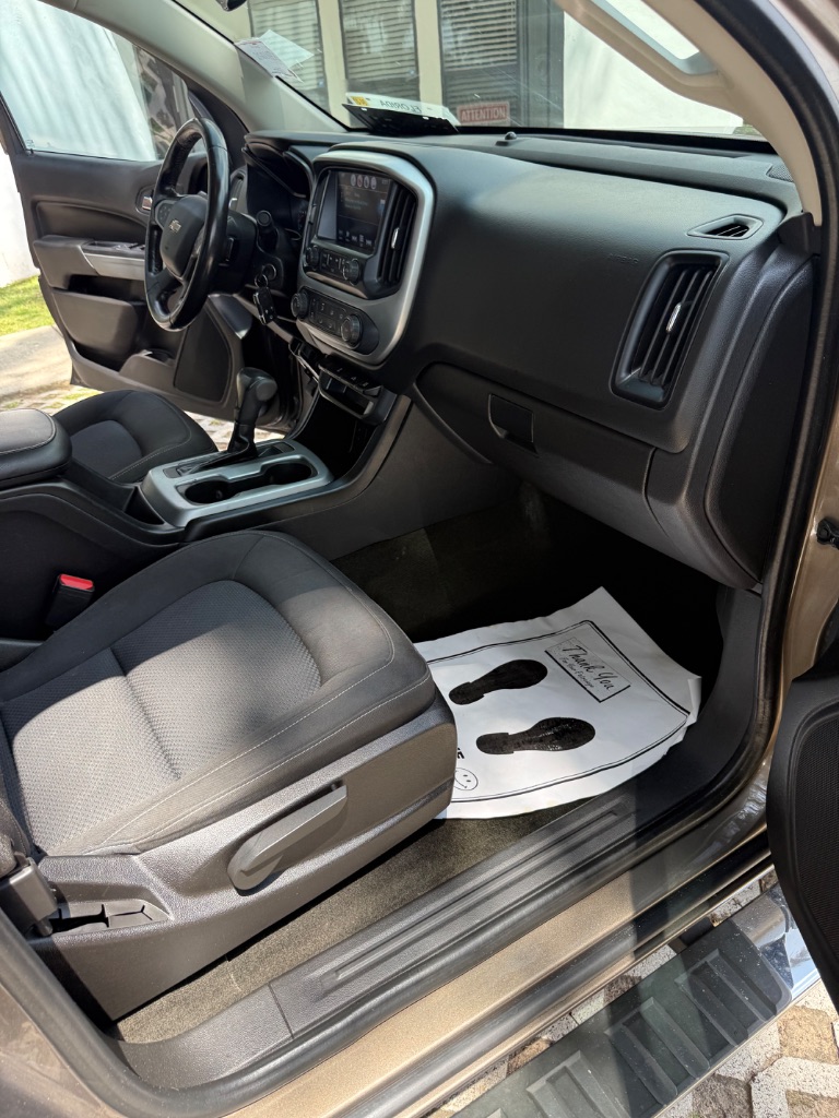 2017 Chevrolet Colorado - $12,999