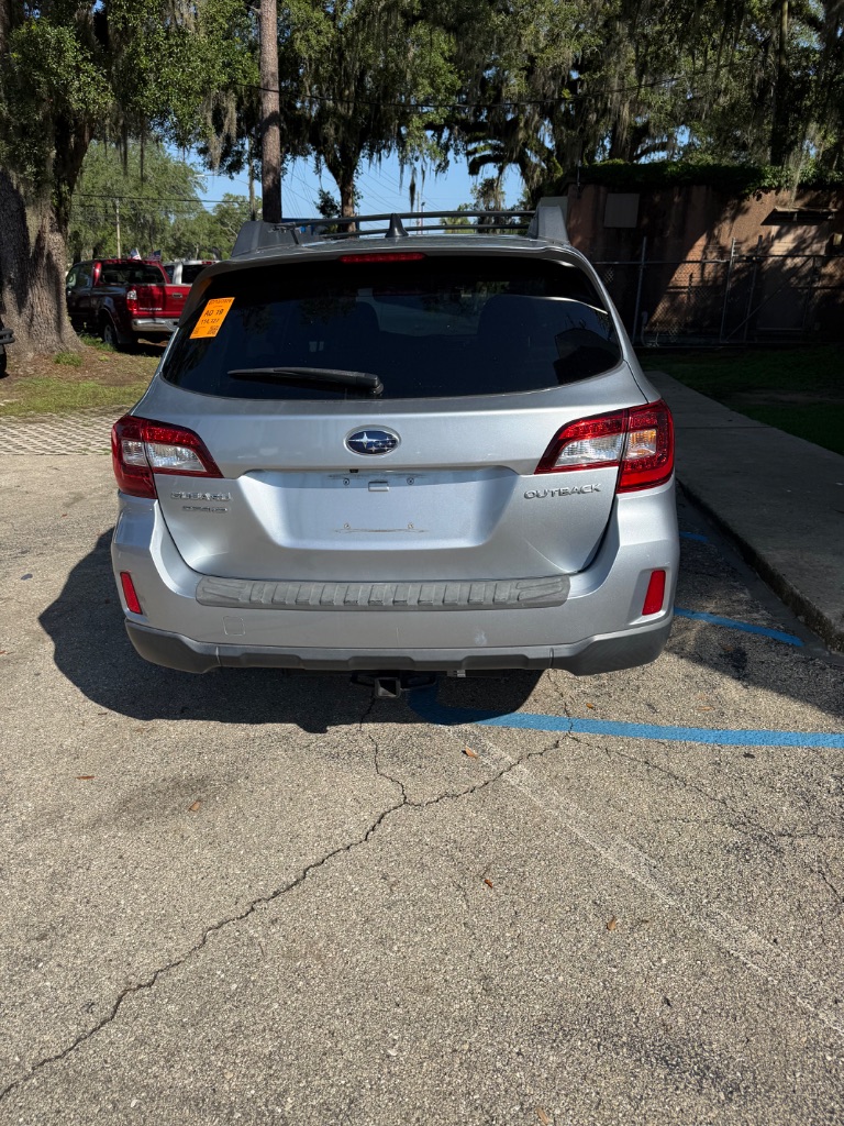 2016 Subaru Outback - $13,999