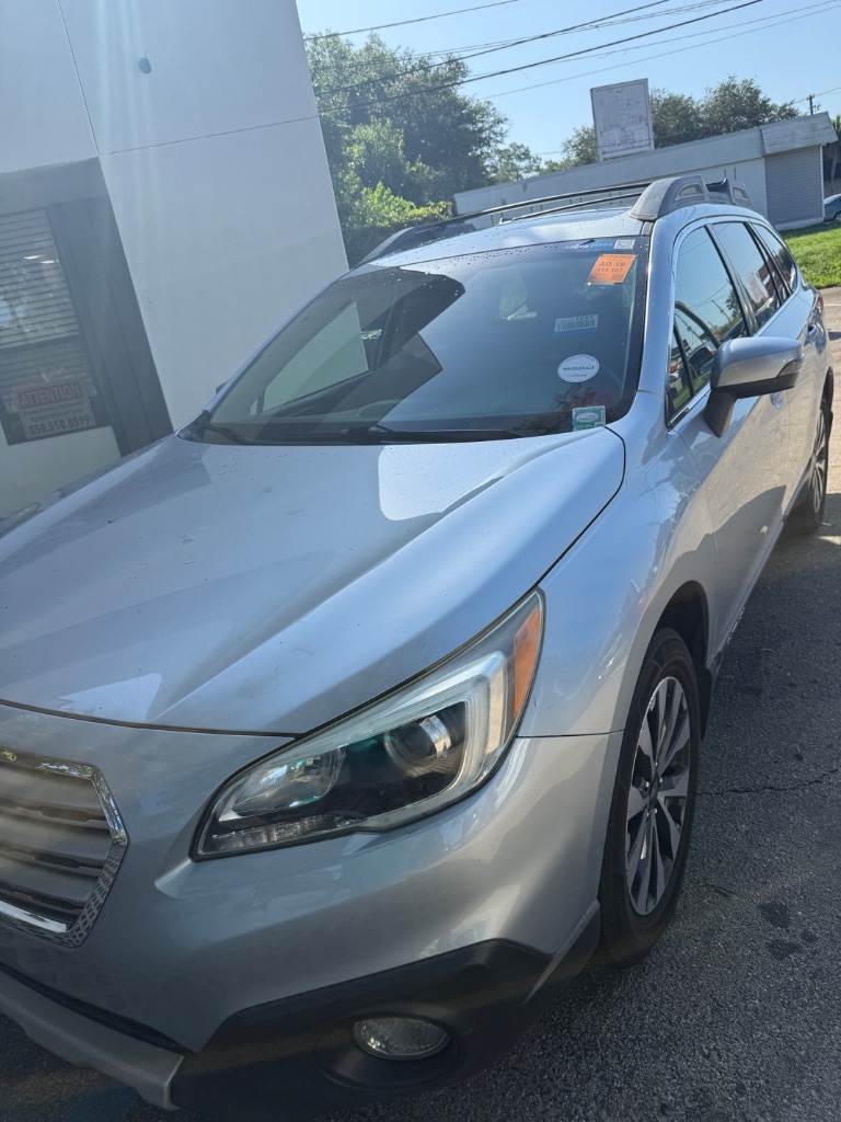 2016 Subaru Outback - $13,999