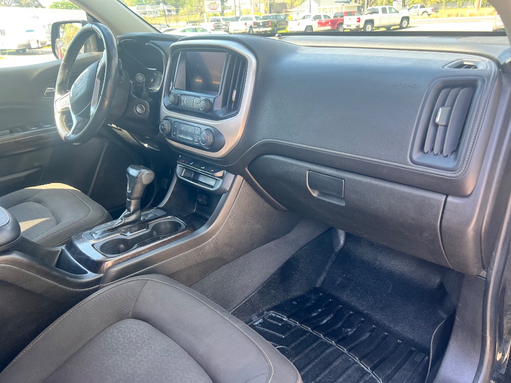 2019 GMC Canyon SLE photo