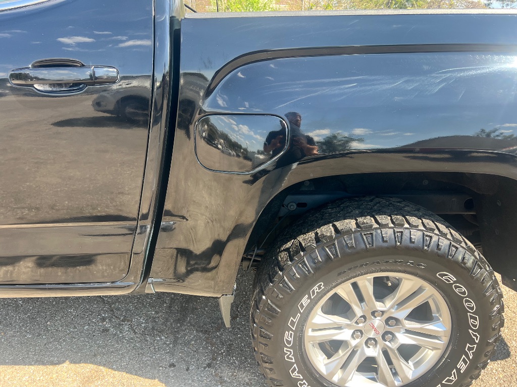 2019 GMC Canyon SLE photo