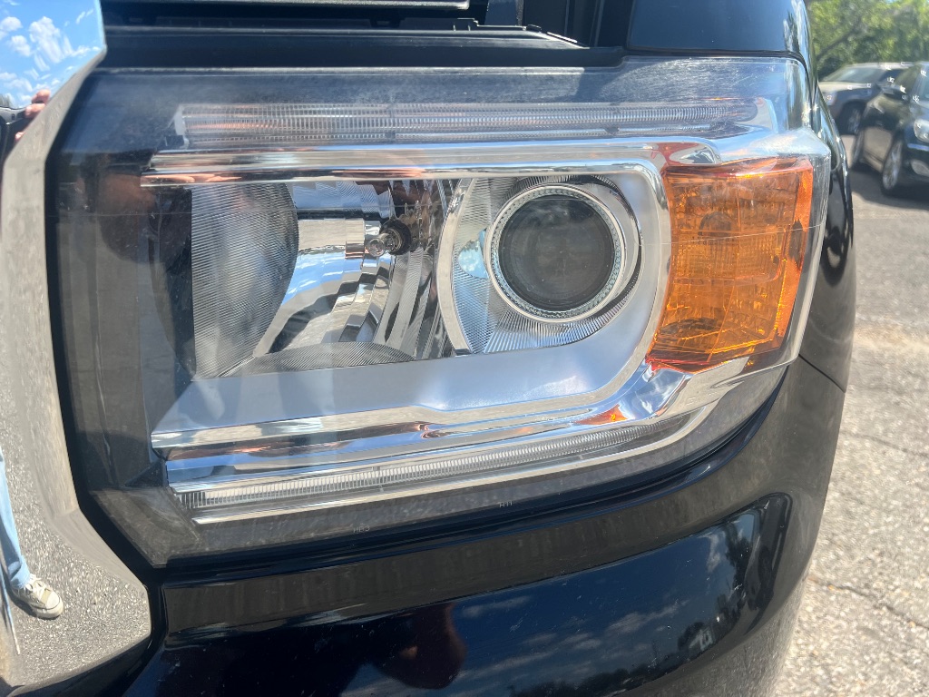 2019 GMC Canyon SLE photo