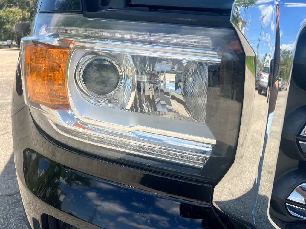 2019 GMC Canyon SLE photo