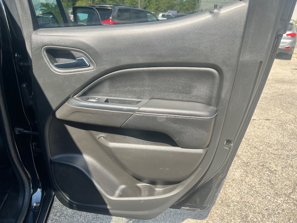2019 GMC Canyon SLE photo