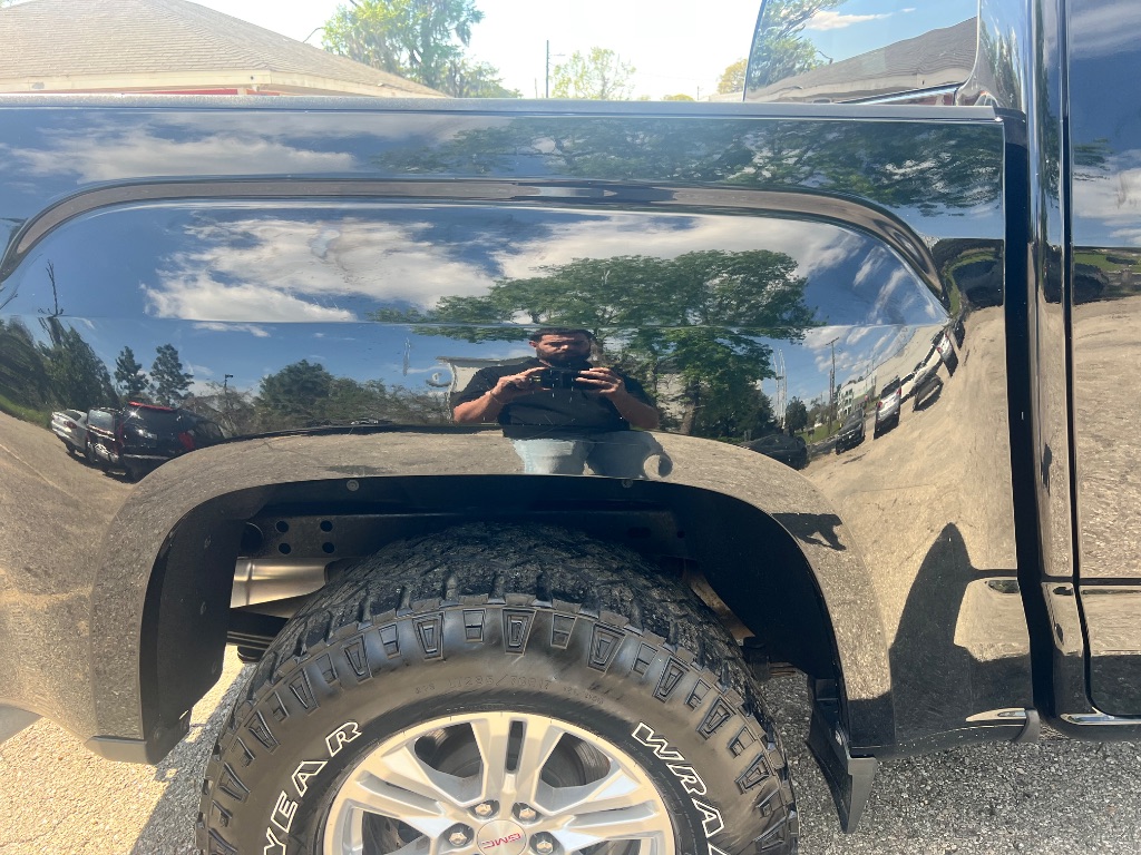 2019 GMC Canyon SLE photo