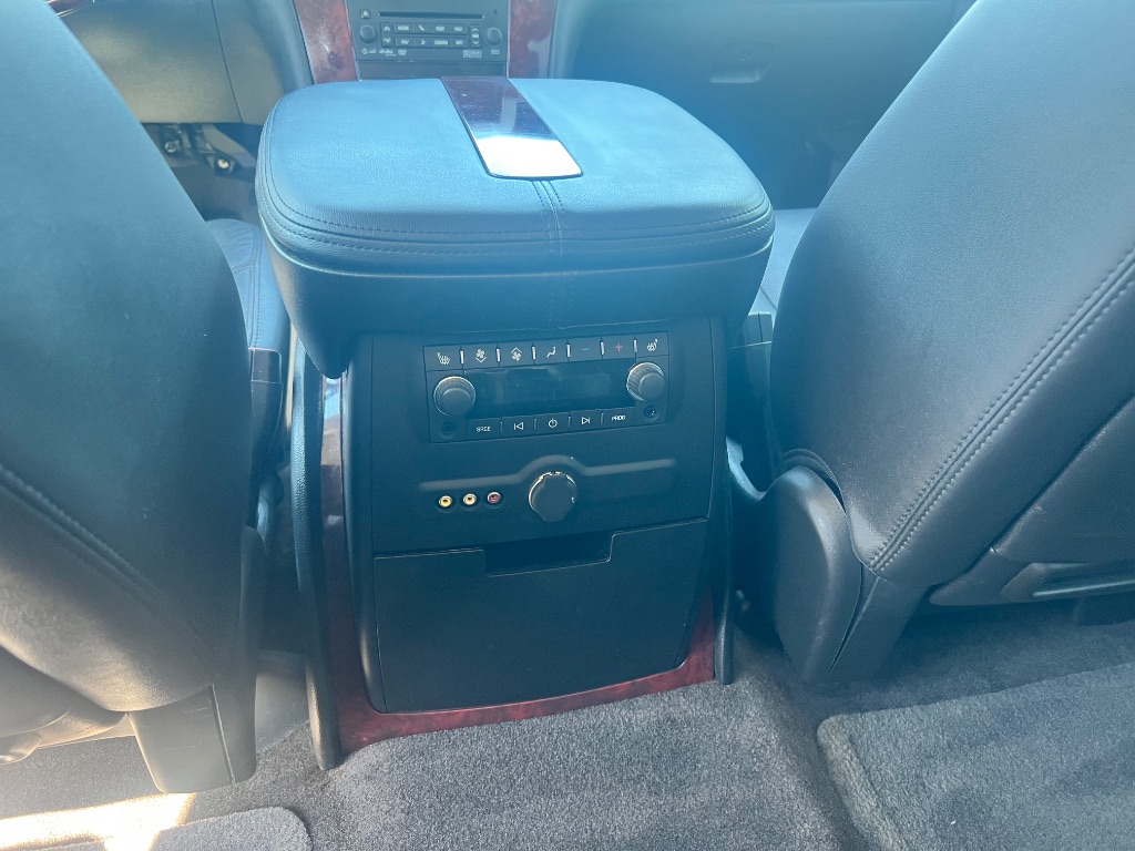 2011 Cadillac Escalade photo