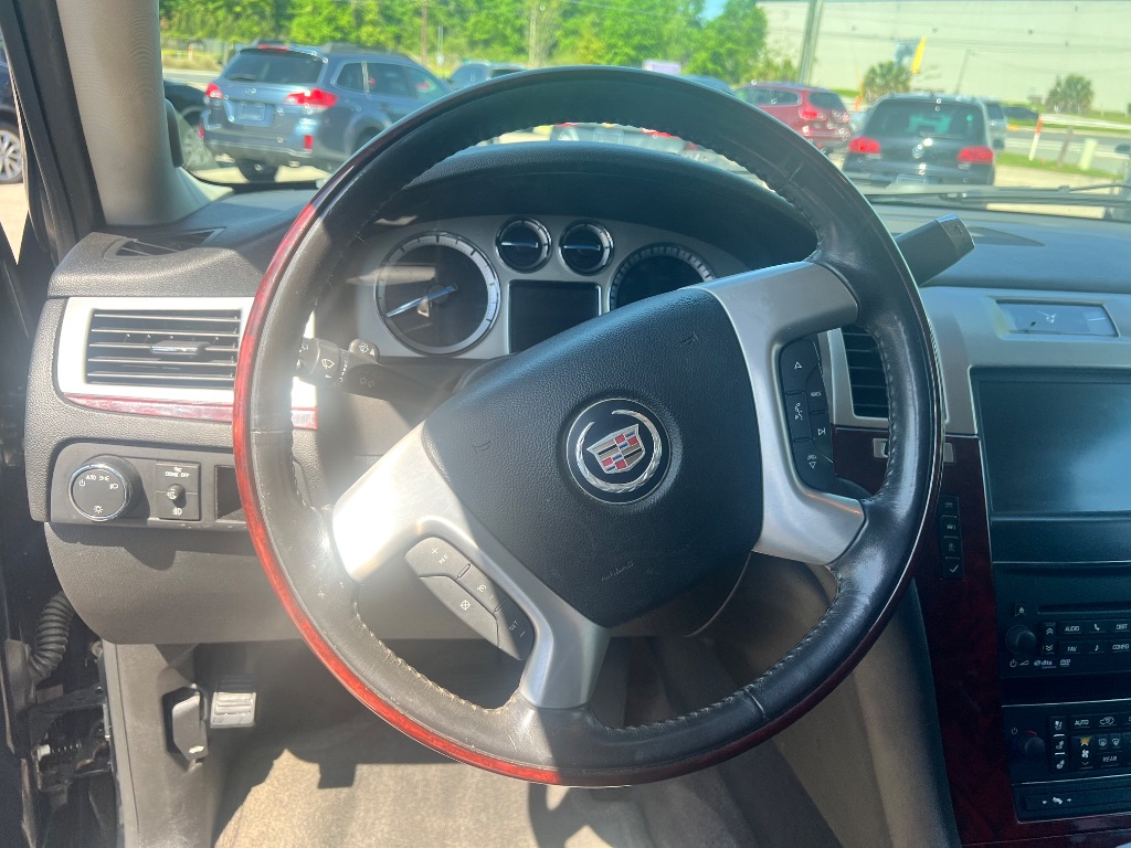 2011 Cadillac Escalade photo