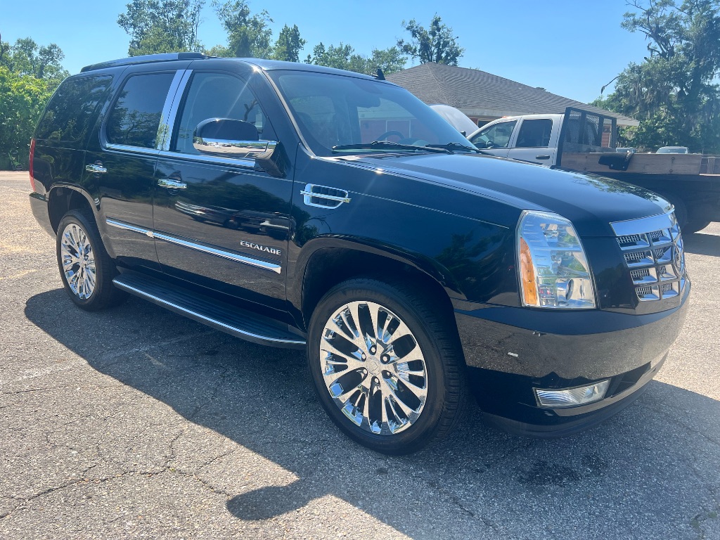 2011 Cadillac Escalade photo