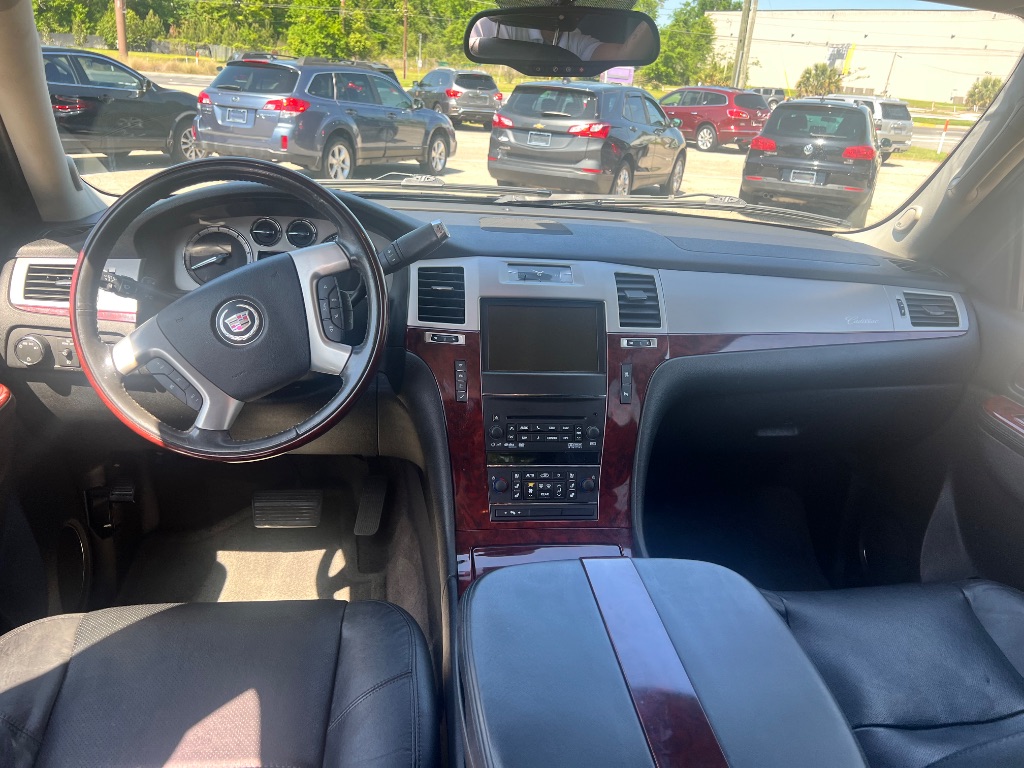 2011 Cadillac Escalade photo