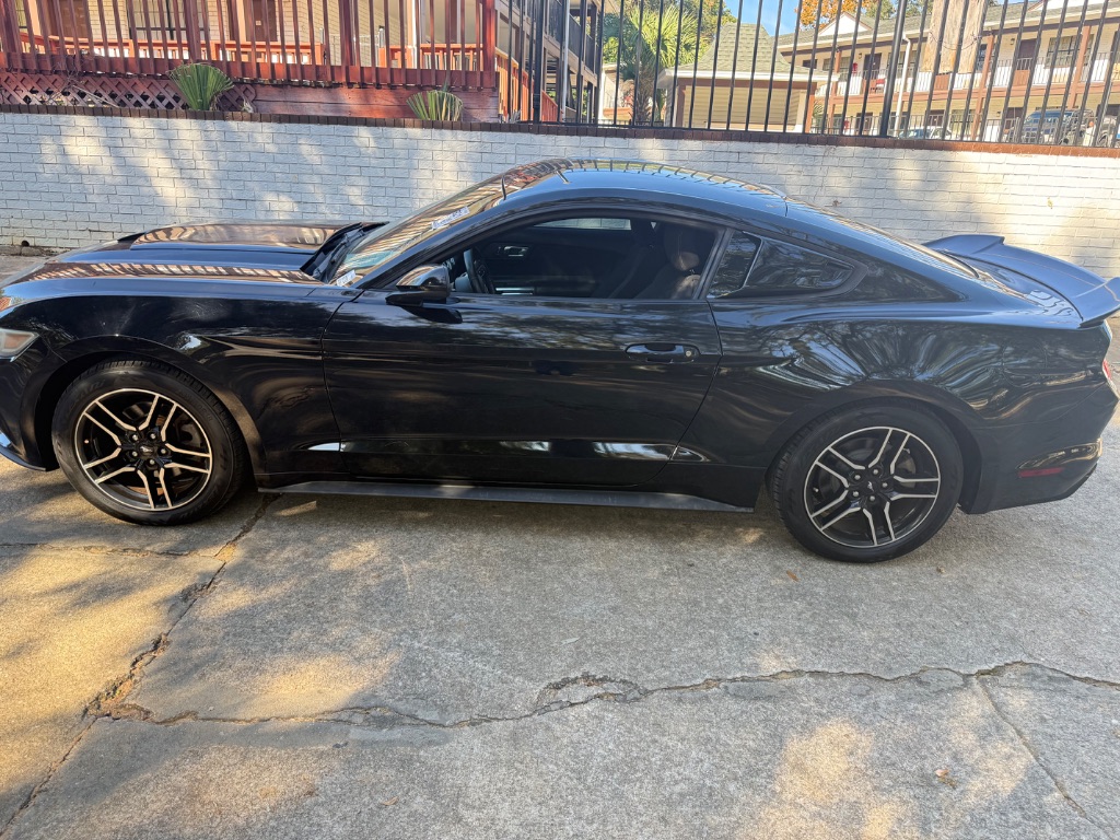 2016 Ford Mustang - $14,999