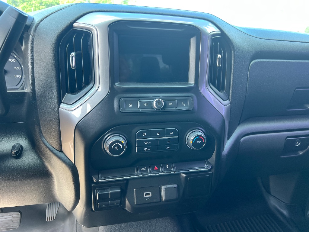 2019 Chevrolet Silverado 1500 Custom photo
