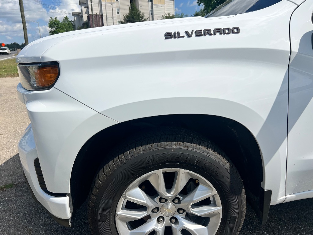 2019 Chevrolet Silverado 1500 Custom photo