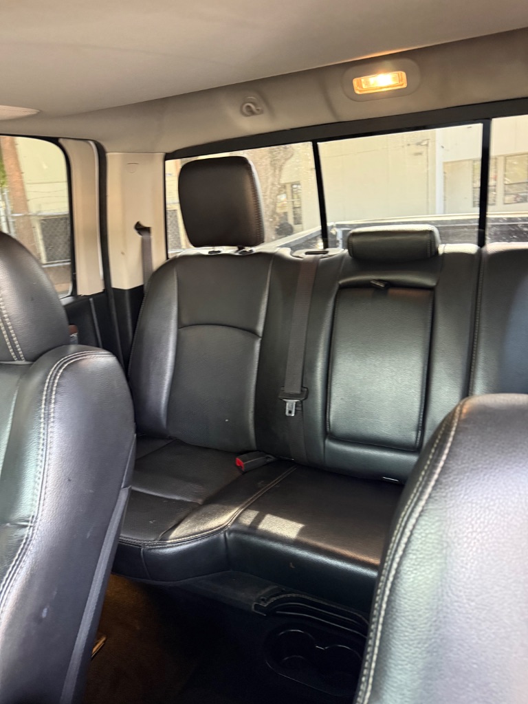 2016 Ram 1500 - $16,999