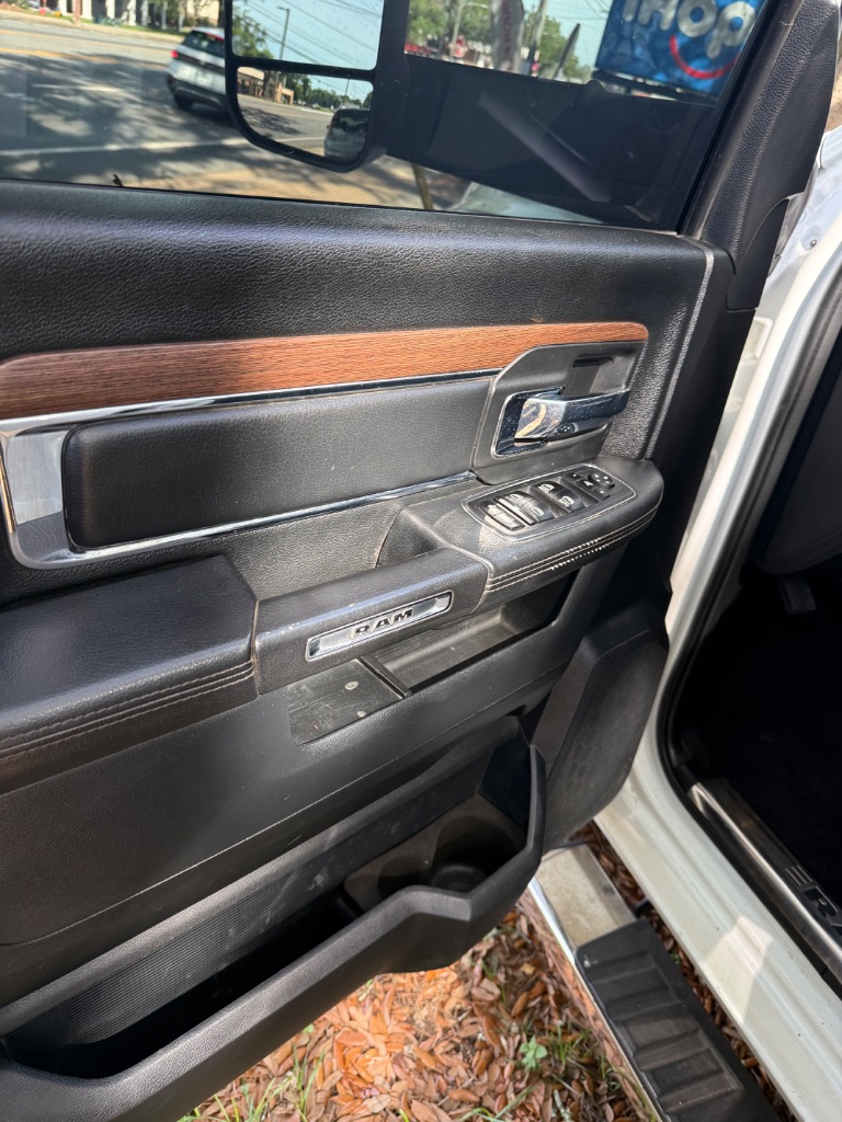 2016 Ram 1500 - $16,999