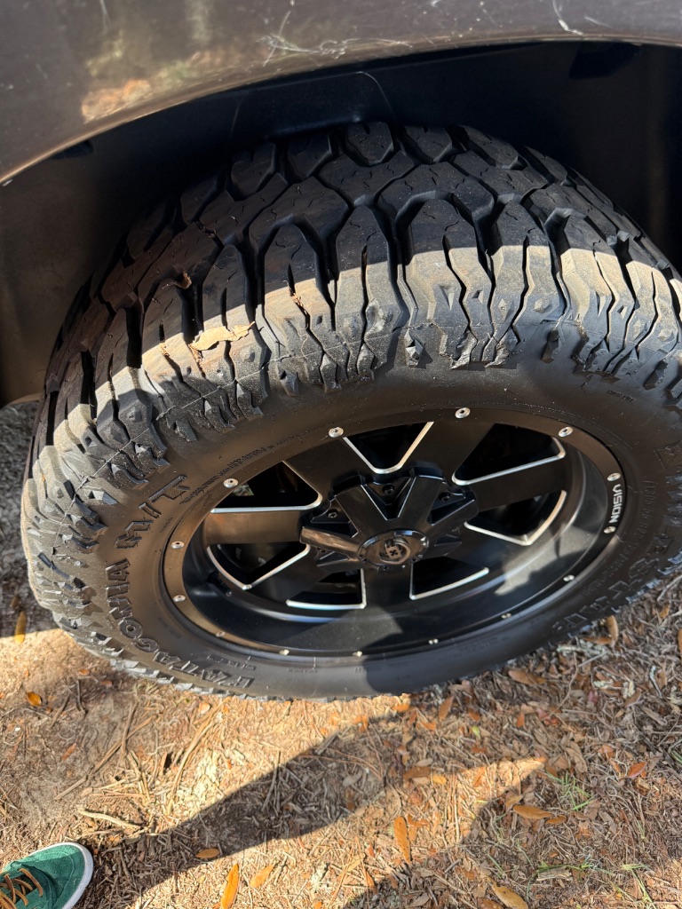 2016 Ram 1500 - $14,999