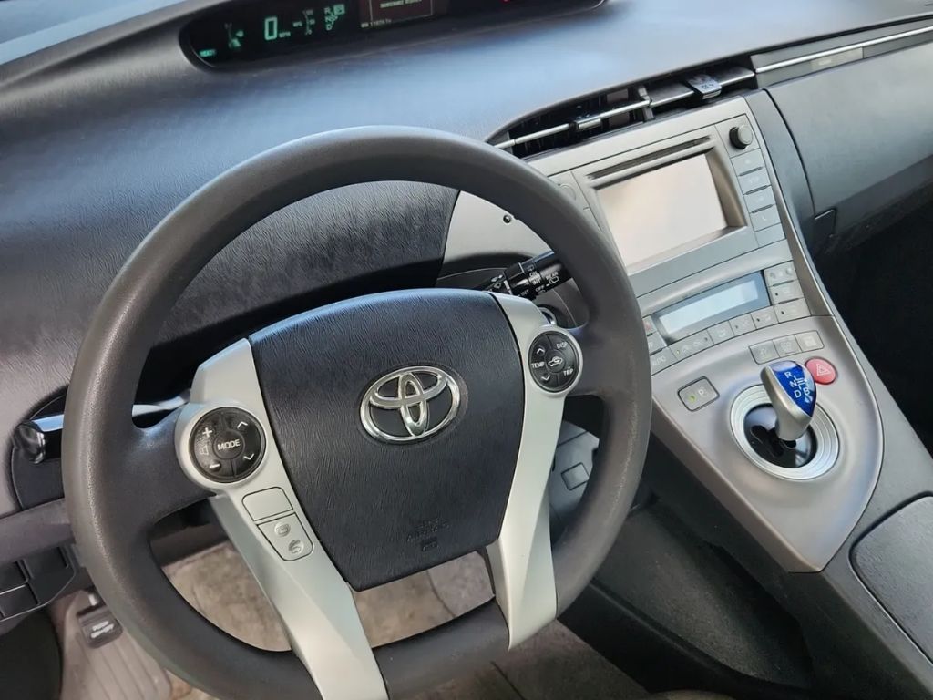 2013 Toyota Prius - $11,999