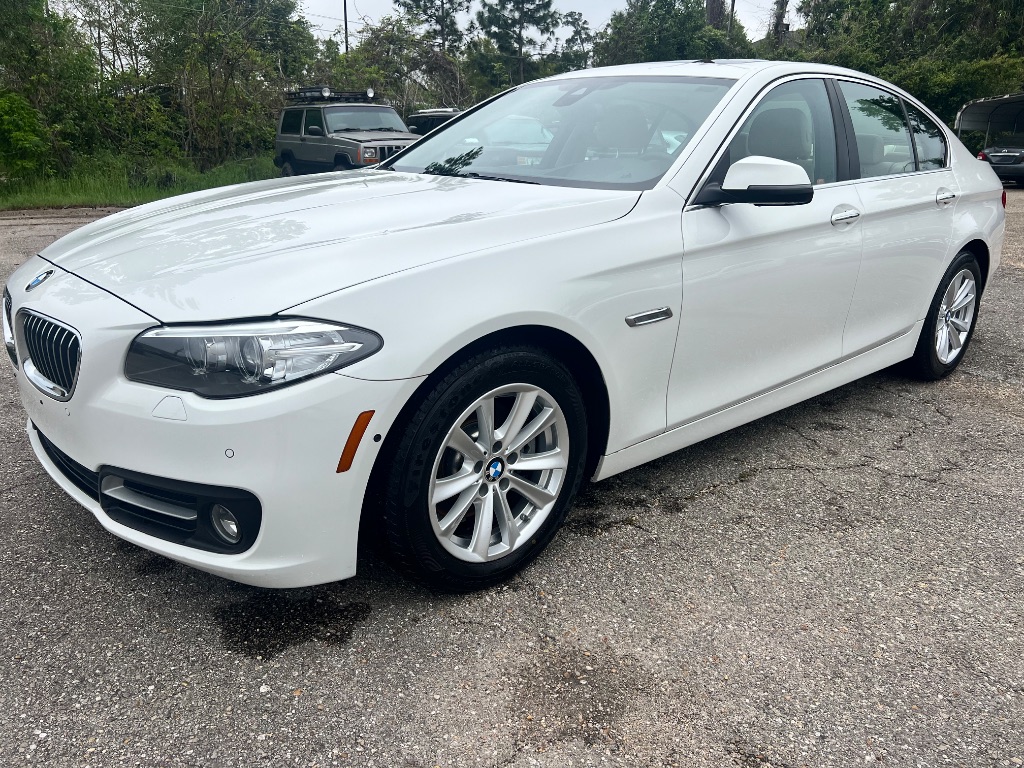2015 BMW 5-Series 528xi photo