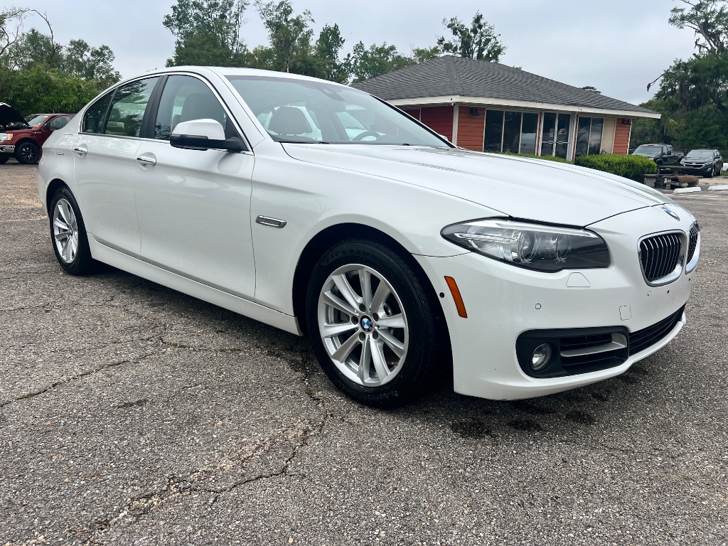 2015 BMW 5-Series 528xi photo
