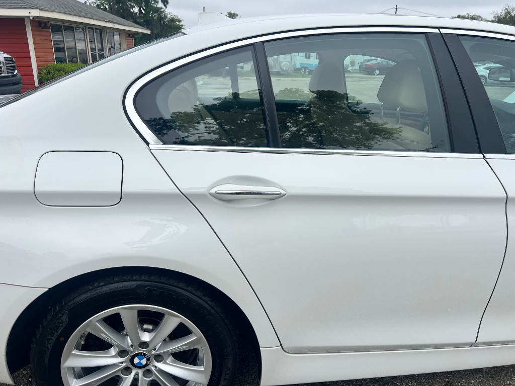 2015 BMW 5-Series 528xi photo