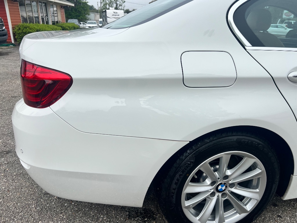 2015 BMW 5-Series 528xi photo