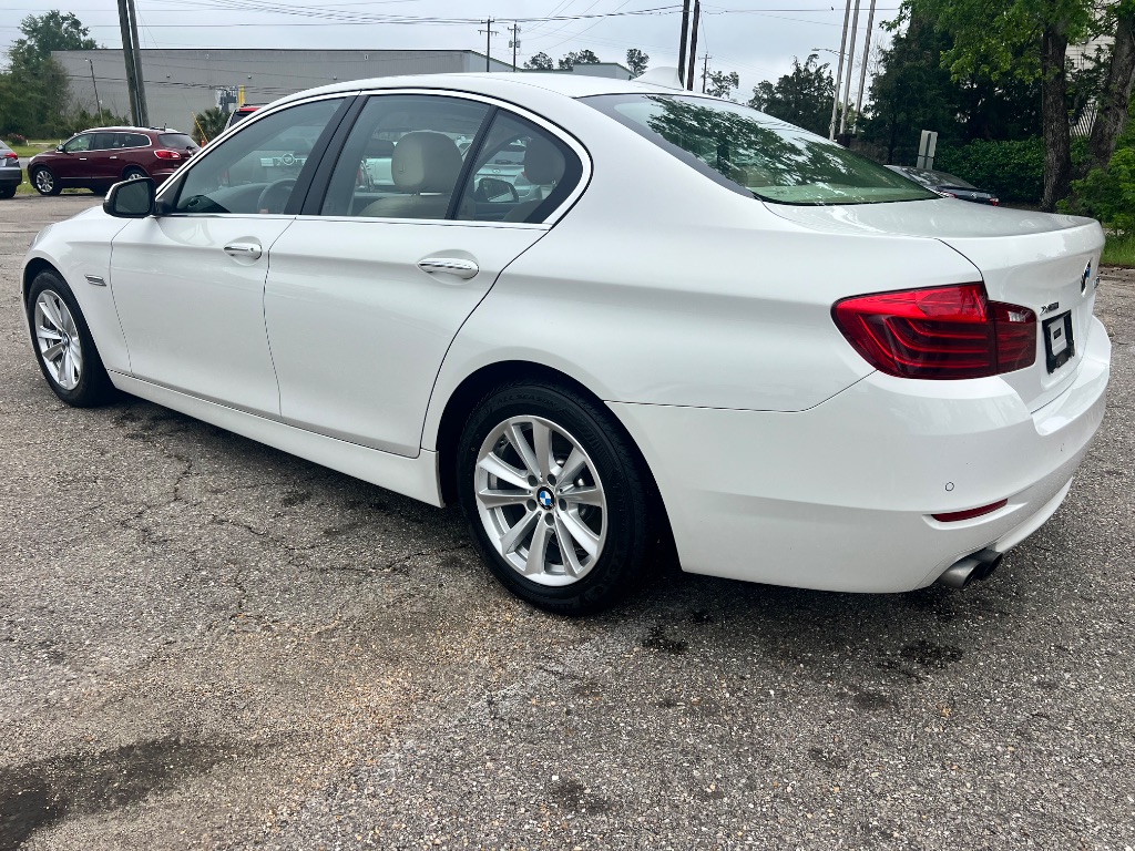 2015 BMW 5-Series 528xi photo