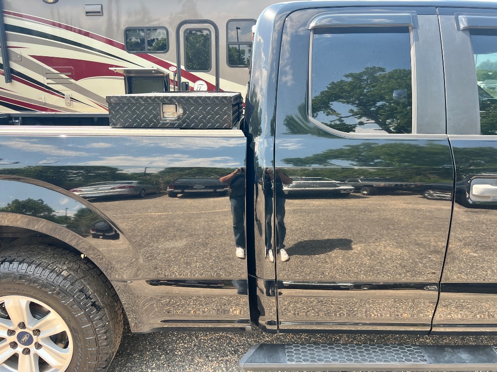 2017 Ford F150 XLT photo