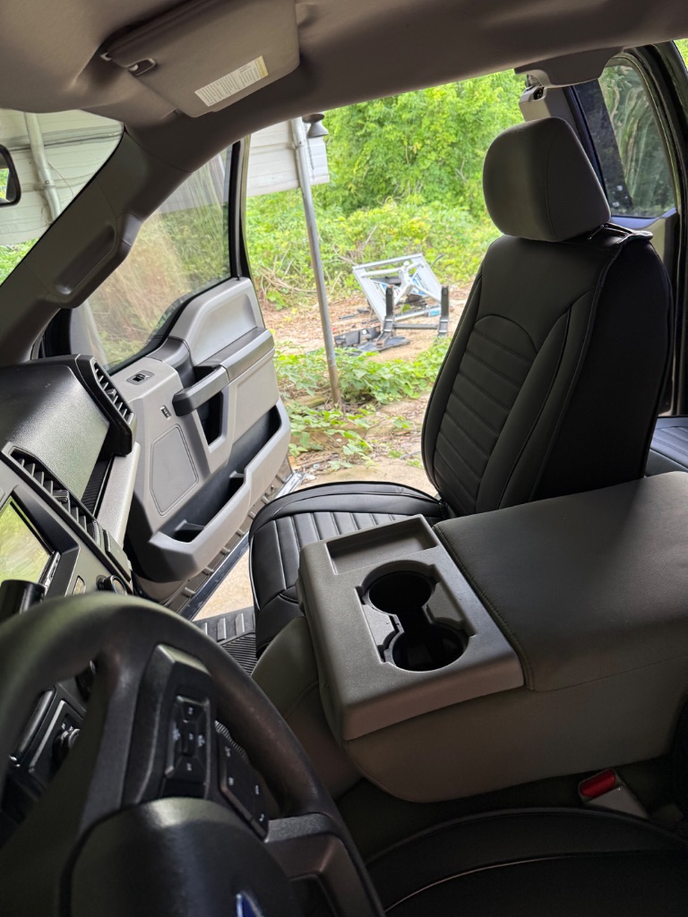 2017 Ford F150 XLT photo